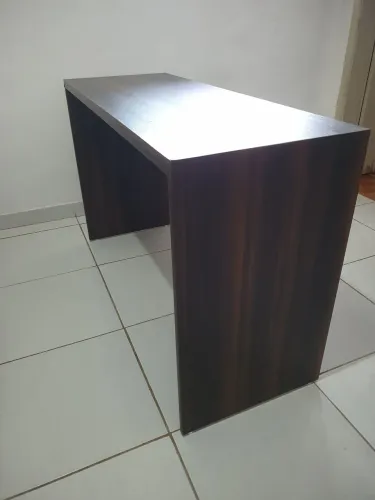 MESA DE ESCRITÓRIO 1,2m x 76cm X 45cm
