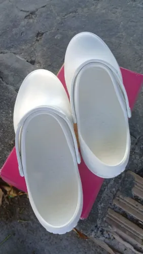 Crocs Branca - Tamanho 37/38