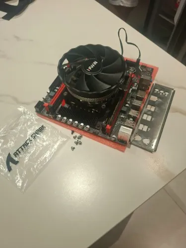 Placa mãe DDR3 com processador, memória Ram 8gb e cooler montados
