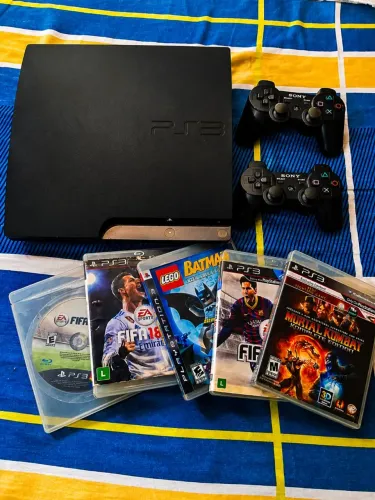 PS3 Slim 2 controles + 5 jogos