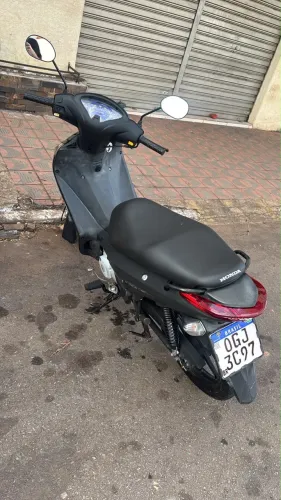 Honda Biz 125 ES 2012 10300