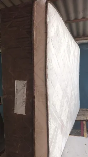 Cama box casal molas ( Entrega grátis) 280 resis