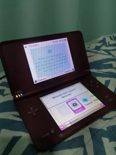 Nintendo DSi XL