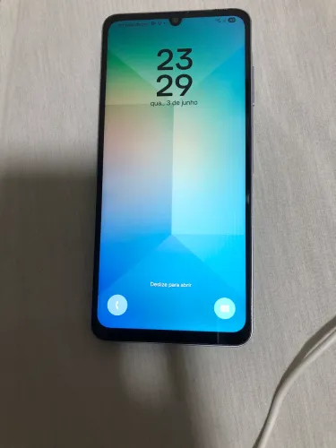 SAMSUNG A06 128gb 4ram