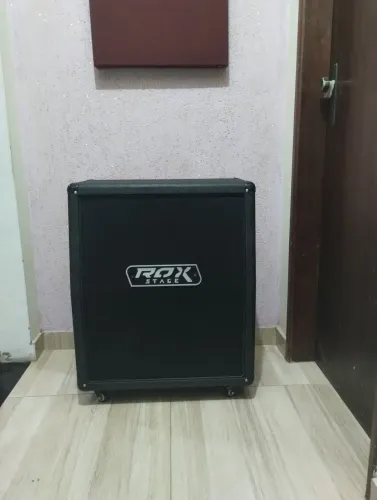 Gabinete de Guitarra Rox Stage 2x12