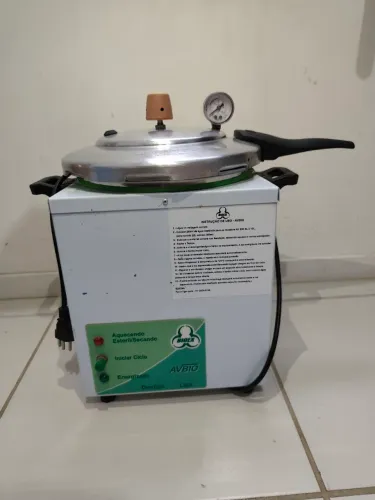 !!!ULTIMA PEDIDA!!!  VENDO AUTOCLAVE PARA MANICURE 