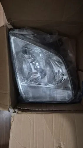 Par de Farol Meriva Novo 2003 a 2012