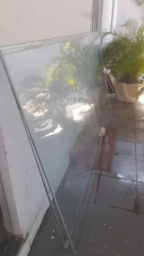 Troco vidro por vidro de corre ou vendo
