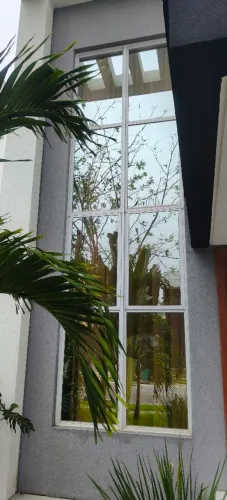 Fachada de Vidro 5,20,m x 1,56m