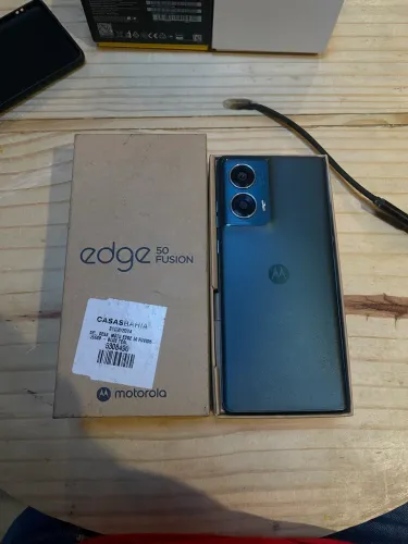 EDGE 50 fusion 