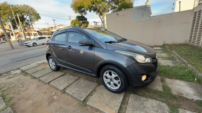 Hyundai HB20X Style 1.6 Flex 16V Aut. 2014