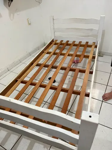 Cama madeira maciça solteiro
