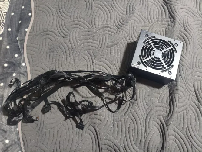 Fonte P550B Gigabyte 