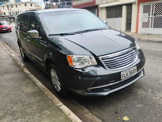 Chrysler Town & Country Limited 3.8 /3.6 V6 Aut. 2014