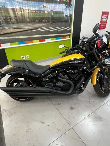 SUZUKI BOULEVARD M1800R