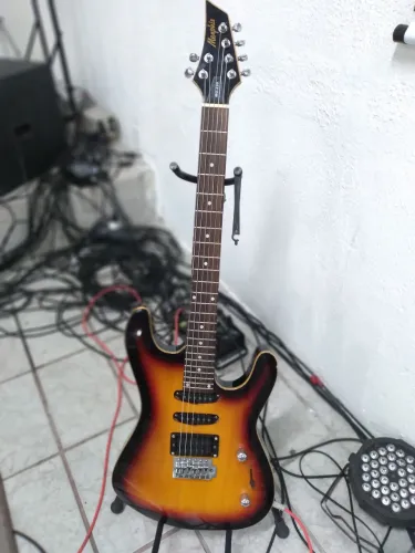 Guitarra - Memphis Tagima MG - 230