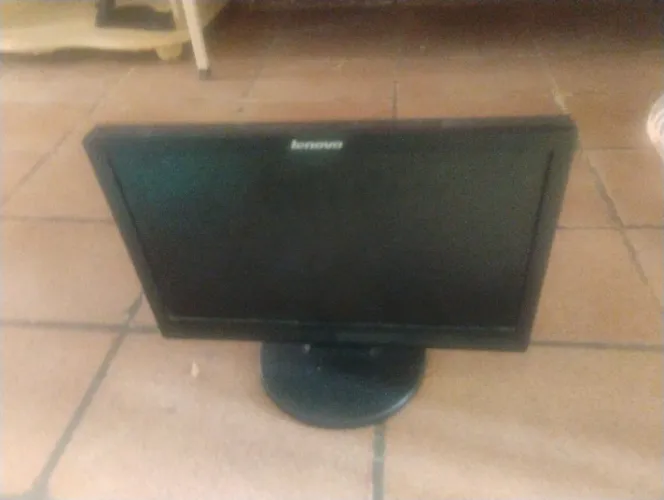 Monitor 14 polegada