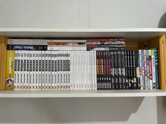 Mangás Diversos (Berserk, Chainsaw Man, One Piece, etc.)