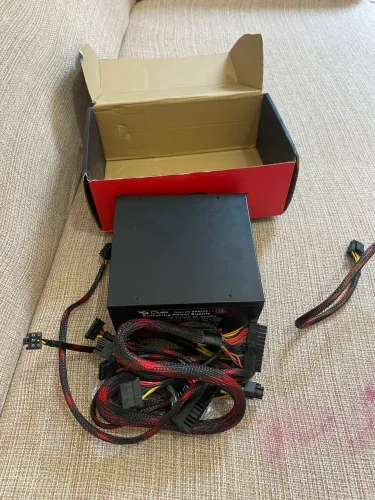 Fonte modular 600w com Defeito