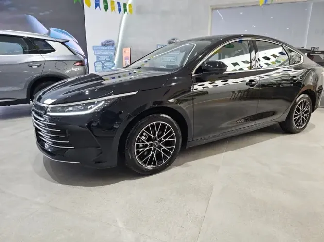 BYD King GL 1.5 16V Híbrido Aut. 2027