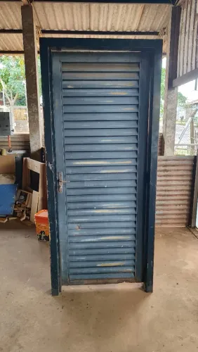 Porta de aço 80 centímetros