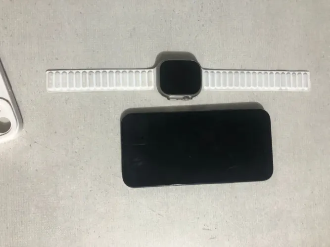 Iphone 15 Plus 256 GB combo Watch ultra 