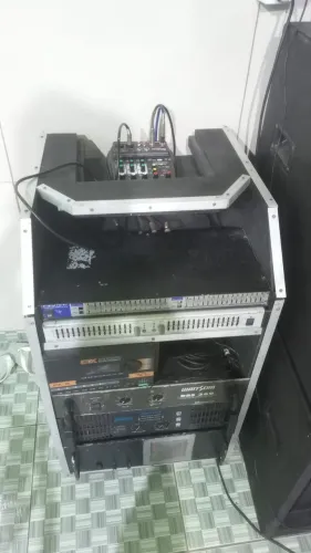 Vendo um Som Motado