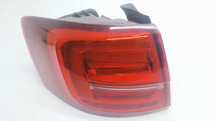 Lanterna Esquerda Led Vw Jetta Tsi 2.0 2014 2015 N5c6945309 Esquerdo Vermelho