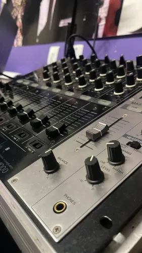 Mixer Pioneer DJM 1000 6 Canais Toca Disco