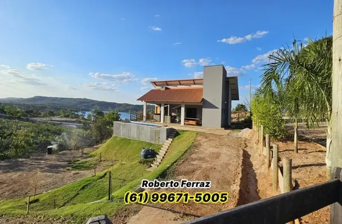 Casa no Corumbá 4, no Cond.Balneário