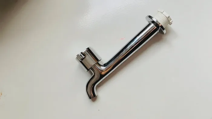 Vendo torneira de inox 