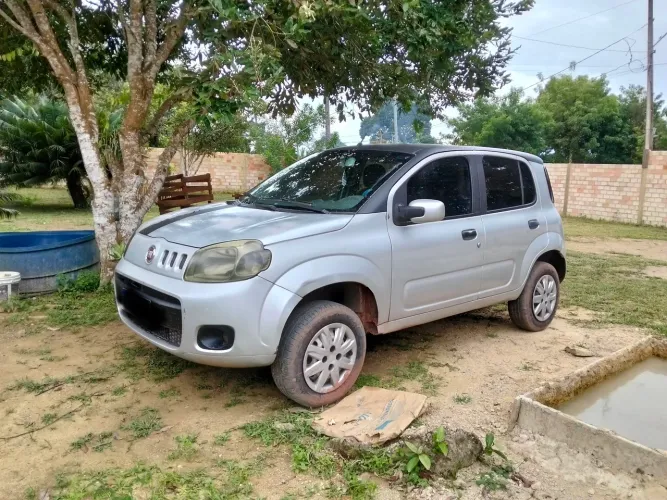 Fiat Uno Vivace 1.0 EVO Fire Flex 8V 3P 2014