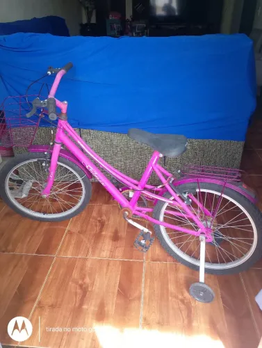 Bicicleta aro 20 de menina