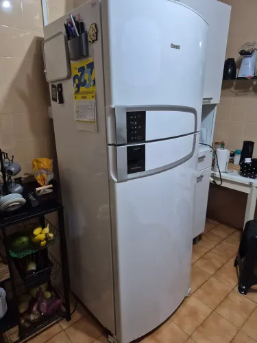 Geladeira Consul 220 v