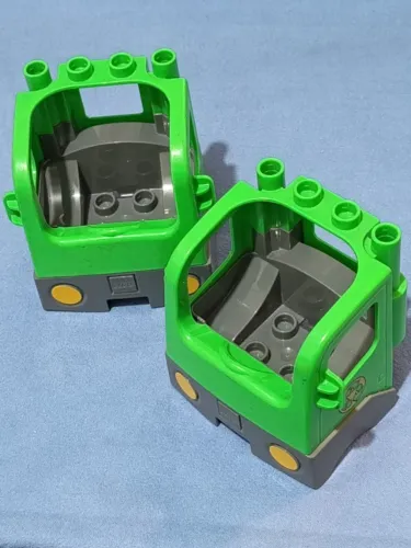LEGO Duplo, cabine de caminhão semirreboque, estampa de setas de reciclagem, com marcas
