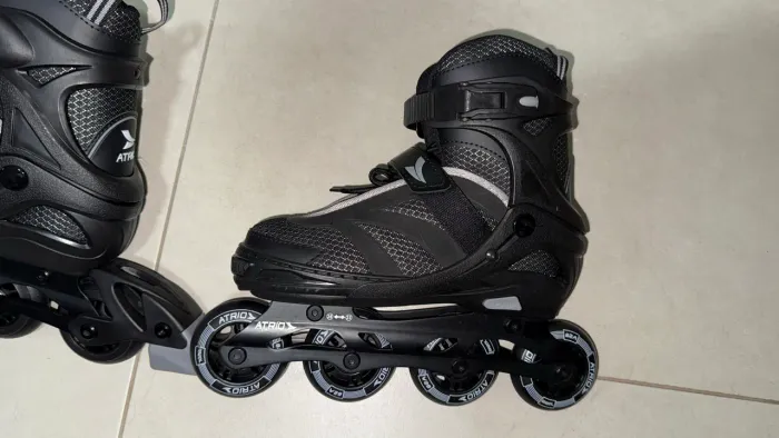 Patins Atrio Ajustável 33-36 com Freio - Excelente Estado