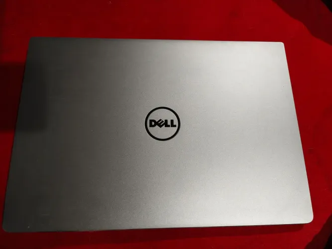 Notebook Dell Vostro 5471
