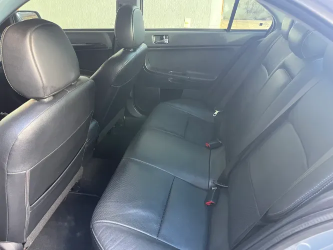 Mitsubishi Lancer HLE 2.0 16V 160cv Aut. 2016