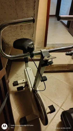 Bicicleta ergométrica Caloi, antiga