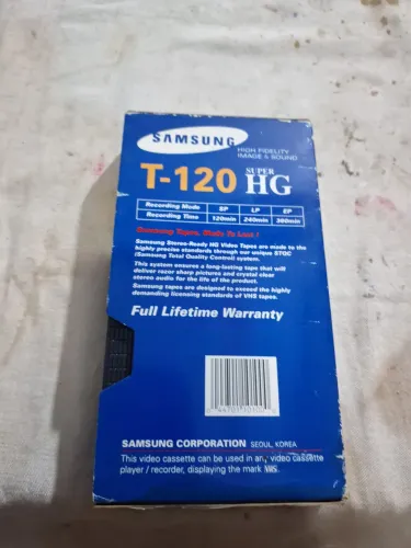 Fita k7 com gravação  de clip de tv