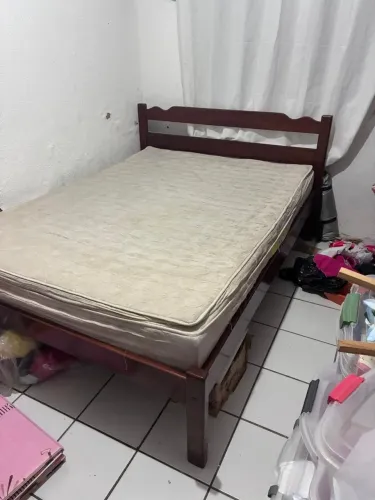 Cama de Madeira