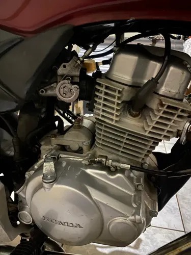 VENDO OU TROCO POR PS5 motor de titan 150es