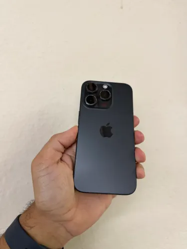 iPhone 15 pro 128gb