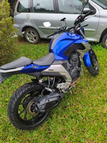 Vendo Fazer 250 2019
