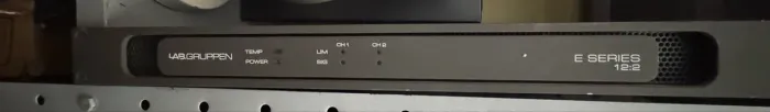 Amplificador Lab Gruppen E12:2