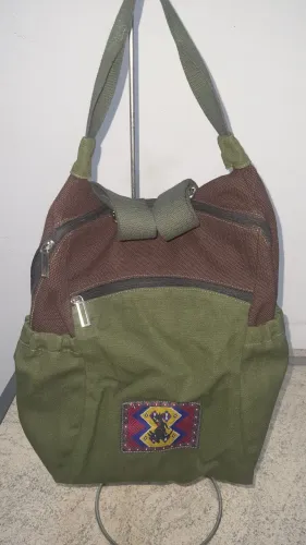 Mochila em lona com alça para mãos