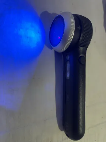 Dermatoscópio Original em Ótimo Estado + Carregador USB-C