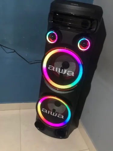 Vendo torre de som aiwa 2300w de potência