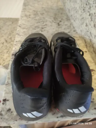 Chuteira ADIDAS PREDATOR