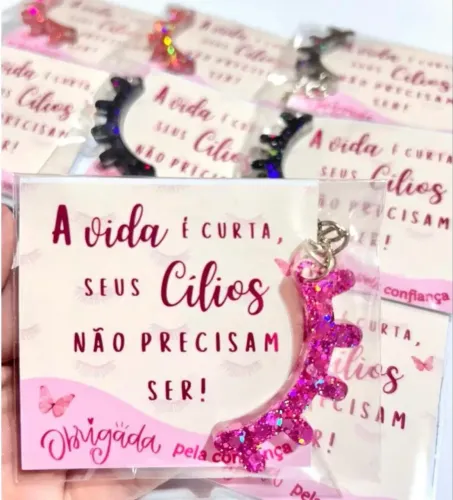 Chaveiro em resina para lash design